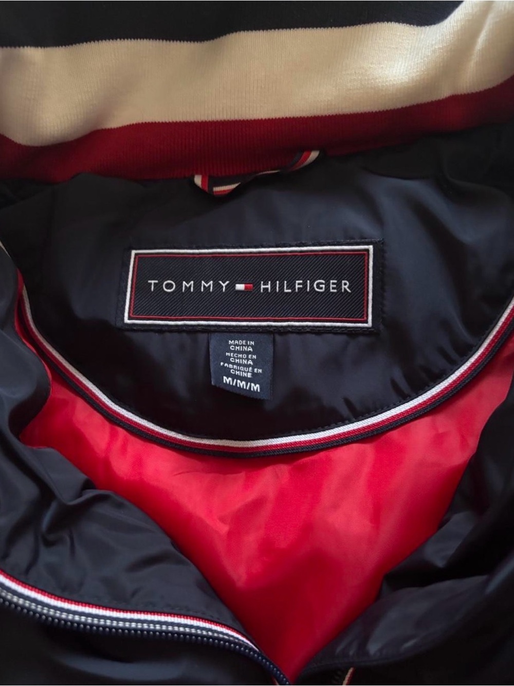 Tommy Hilfiger Women’s Navy Quilted Hooded Puffer Coat - - Picture 6 of 6